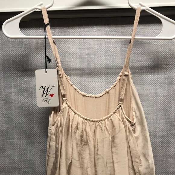 Lightweight, cream romper - Picture 2 of 2